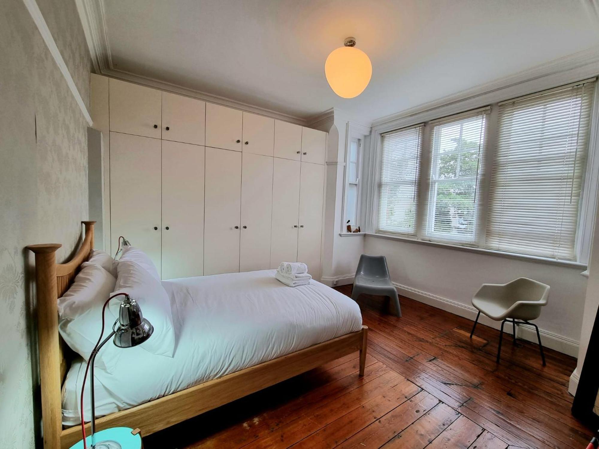 Christchurch Apartment Лондон Екстериор снимка