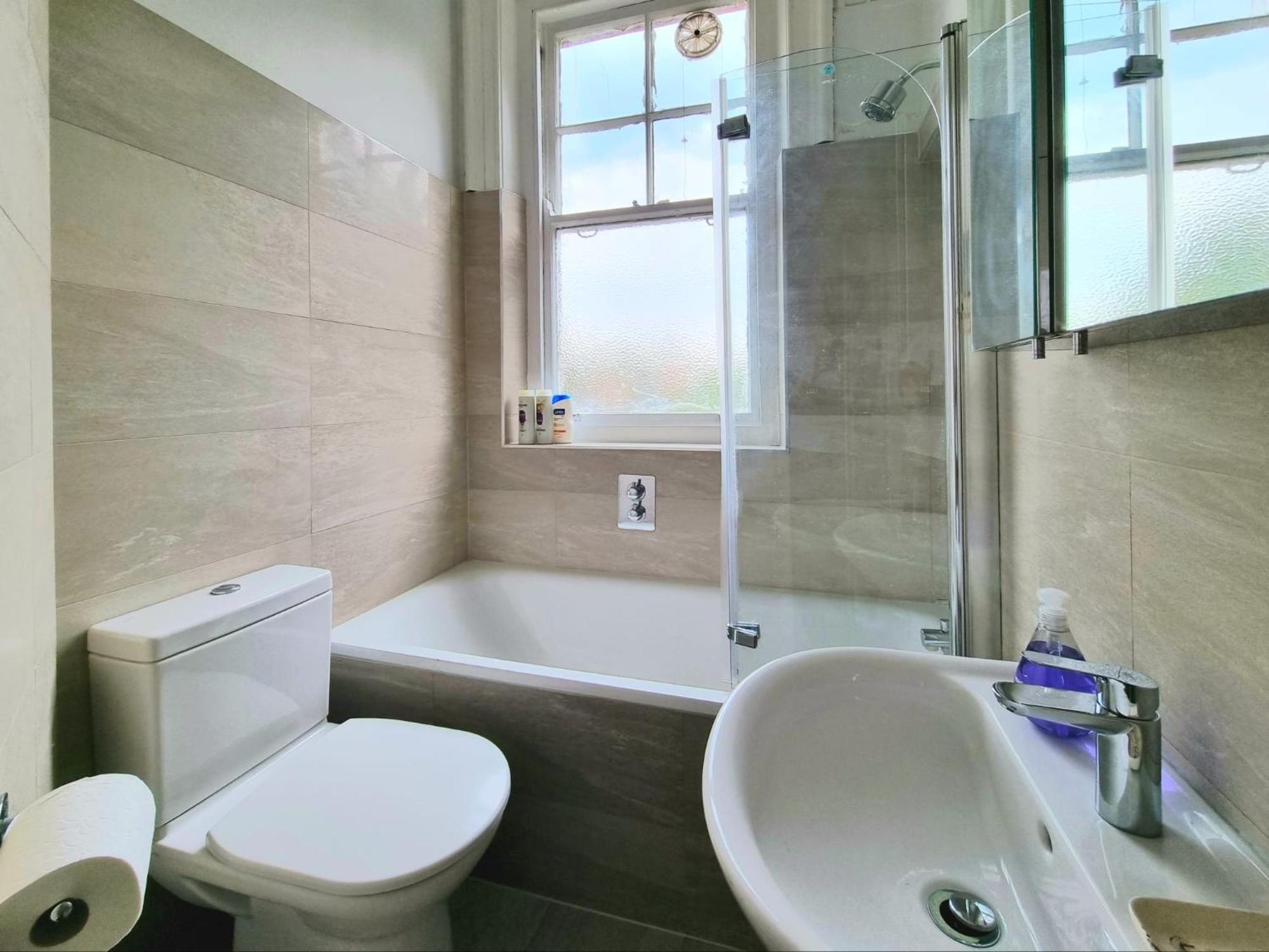 Christchurch Apartment Лондон Екстериор снимка